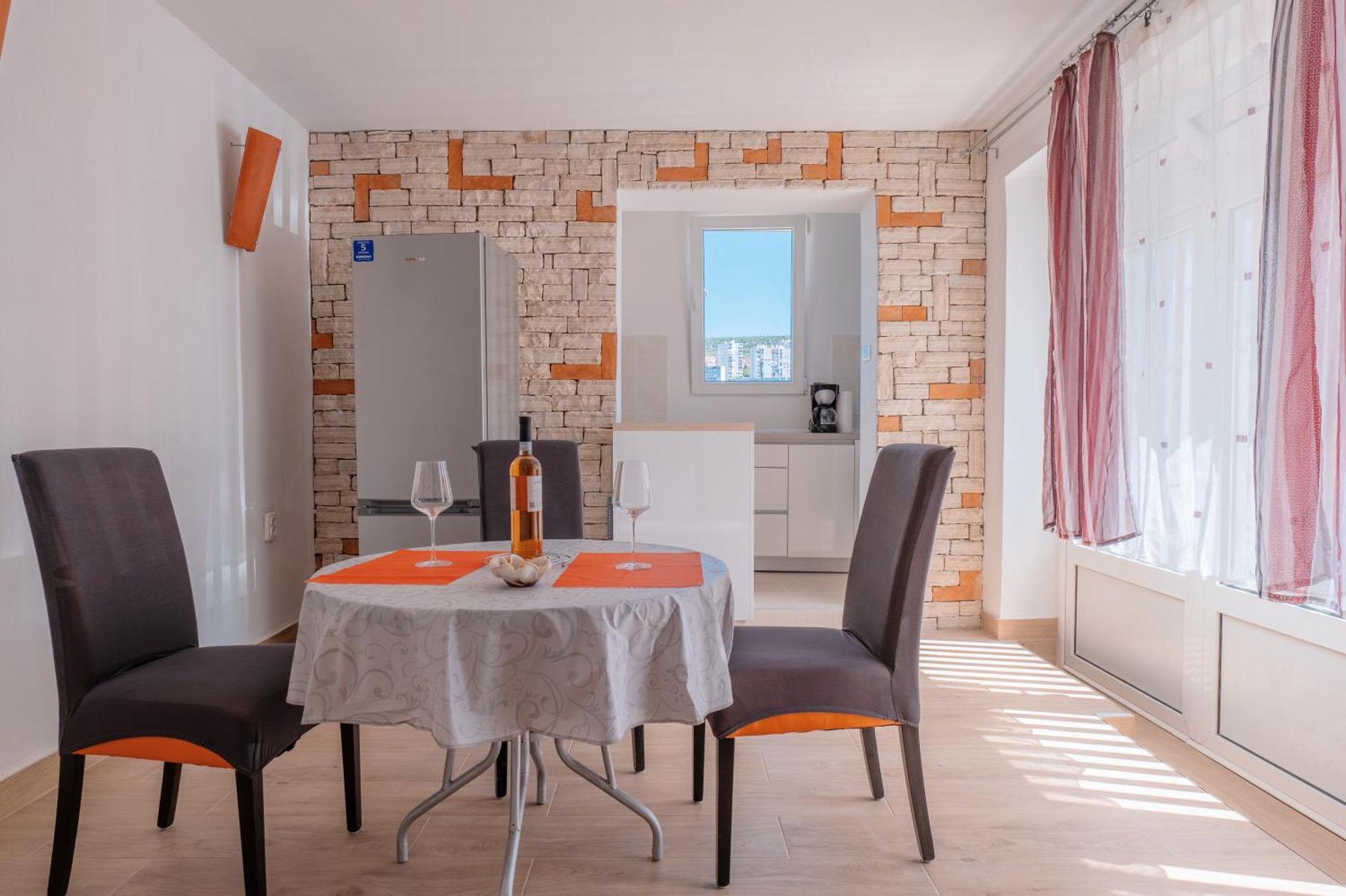 Apartments Ema Šibenik Extérieur photo
